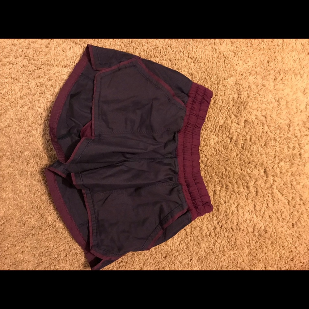EUC Lululemon shorts 4” length